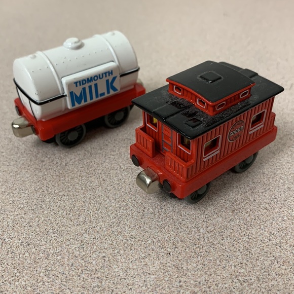 Thomas and Friends Diecast Magnetic Take Along train lot of 8 SALTY TOBY ARTHUR - Picture 11 of 11